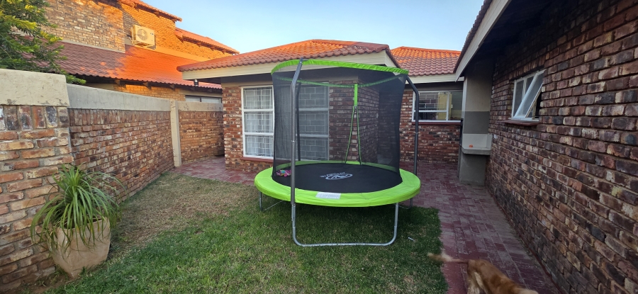 3 Bedroom Property for Sale in Camelot Northern Cape